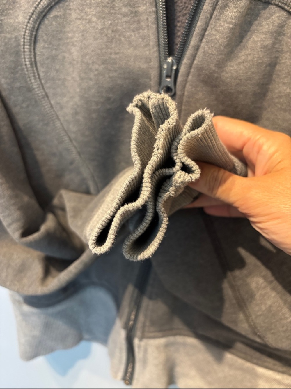 Lululemon Vintage Scuba Hoodie in Slate - Picture 8 of 9